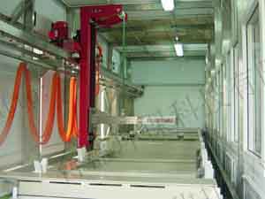 Automatic arm type electroplating production line